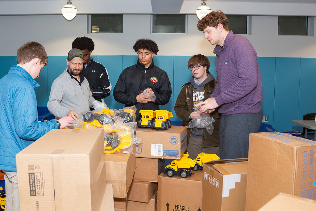 Kids Helping Kids: Woodberry Forest Students Give Back at Kidspace featured image